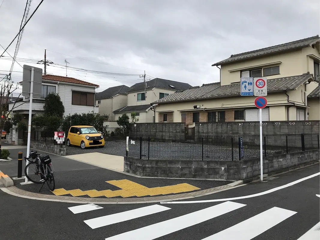 板橋区高島平５丁目　月極駐車場